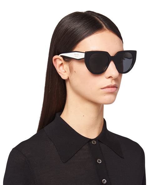 sonnenbrille prada damen sale|prada sonnenbrille mit symbol.